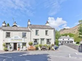 Bridge Cottages, Old Post and Bridge Suite, Sleeps 8