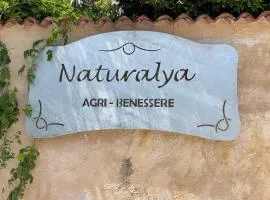 Naturalya