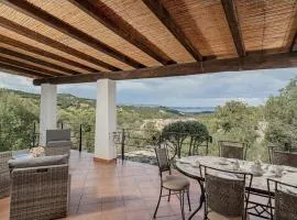 Villa Surrounded by Nature with Sea View