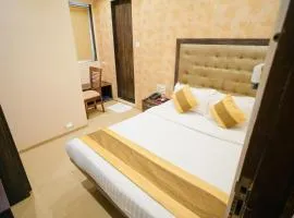 Hotel Skylink Hospitality Mahalaxmi