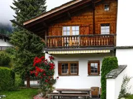Haus 1 - 4.5 Zimmer Haus in ruhiger Wohngegend mit Garten