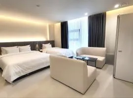 Cheomdan Lantana Hotel