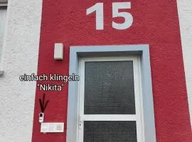 Nikitas Wohnung ohne Dusche