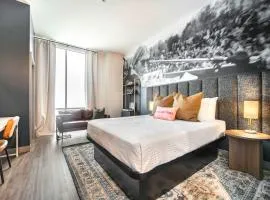 Chill Like Gregg Sunlit Southern Vibe