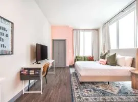 Turn Back Time Cher-Inspired Escape