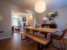 Church Road Retreats - Driftwood، فندق في كيسينغلاند