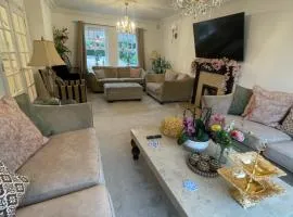 Beautiful 6 Bedroom House Oxford City