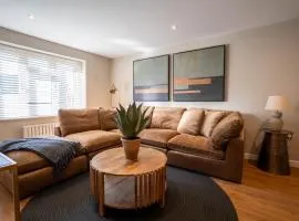 Church Road Retreats - The Reef