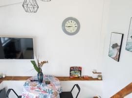 Joli appartement à Montmagny, hotel v destinaci Montmagny