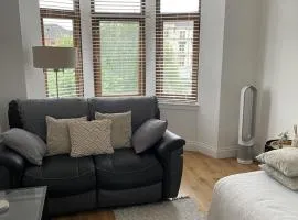 Top Floor West End Apartment - Partick, Glasgow