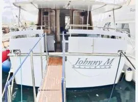 Johnny M Yacht Private