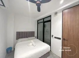 Room l 4min Walks to Pelangi Plaza