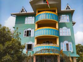 Emerald Paradise Homestay, hotel v destinaci Pakhyong