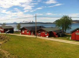 Base Camp Hamarøy, отель в городе Sørkil, рядом находится The Hamsun Centre