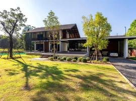 The green canopy estate โรงแรมในBan Khlong Prado