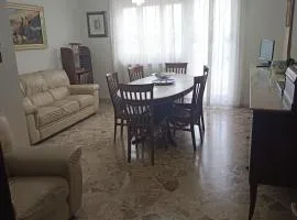 New Dawn Apartment, Appartamento Turistico, casa per vacanza, tre camere indipendenti