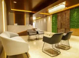 Balu Residency - A Business Class Hotel