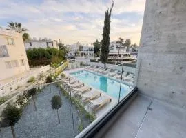 Malberry Park 104 - Modern 2 Bedroom Apartment with Pool, Gym, Jaccuzi