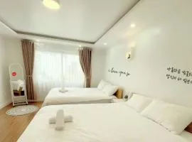 Ngọc Huyền Hotel