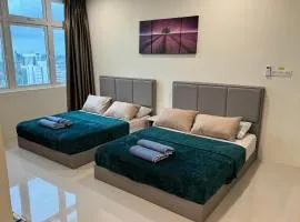 4 Pax - Scenic Riverfront Studio A, Kuching City