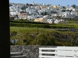 Giasemi Fira Studios