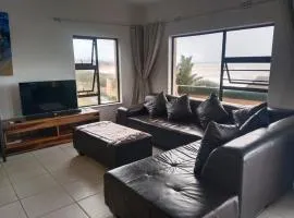 76 Eden Dunes Beachfront Apartment - Shelly Beach