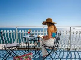 Villa Teresea- Just steps from the beach