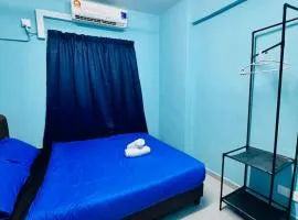 Budget1BR Walk to usm 2pax airport