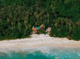 Lances surf camp