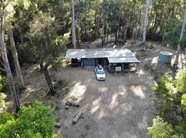 Settlers Cabin