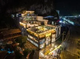 Roza Luxury Cat Ba - Cave hotel, Swimming Pool & Rooftop