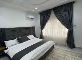 DEE OS' Hotel