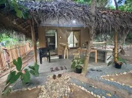 RURAL CLAY HOUSE Hiriketiya
