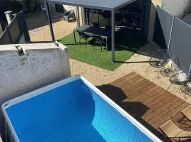 Maison chaleureuse avec parking sur place