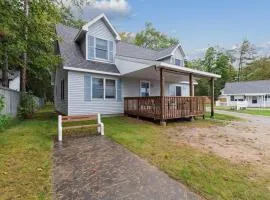 Cottages 6-7-9 - 8BR Lakefront stay for 16