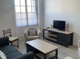 Appartement sur le port du Pouliguen, hotel in Le Pouliguen