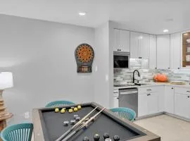 Reel Hip Heated Pool, Boat Slip, Heat, King Bed