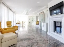 Luxury Villa with Indoor Pool, Jacuzzi, Sauna & Breathtaking City View