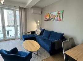 Apartament Wesoła by Stay&Rest - nowoczesność w centrum z balkonem