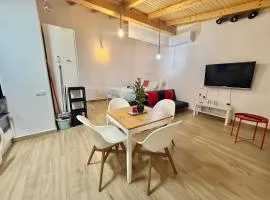 Rosa HOME, Casa independiente