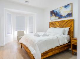 Luxury 2 Bed 2 Bath East Boston, apartment in Boston