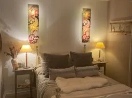Central double room with separate full bathroom