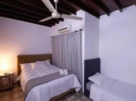 Habitación privada con WiFi, desayuno y excelente ubicación en Asunción