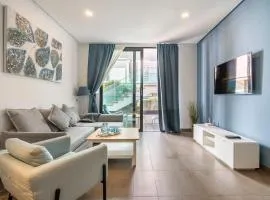 Luxurious flat Anfaplace, beach access