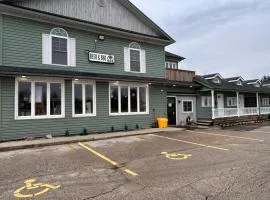 Smokehouse Suites and Stay