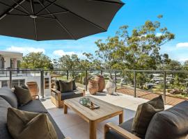 Oceanview Penthouse by Experience Jervis Bay, golfhotel in Huskisson