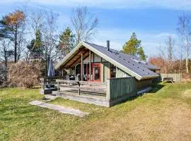 Cozy Older House Close To The Beach