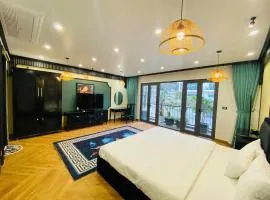 The Bamboo Palace Hotel & Residences