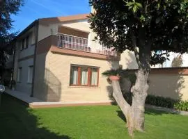 Villa Gisi Guest House