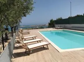 Stella Marina with Pool 100 m from beach